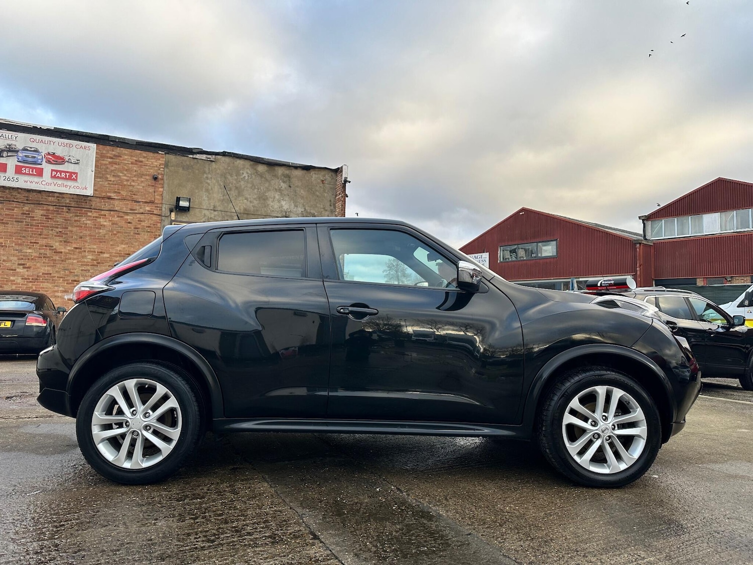 Used Nissan Juke 2015 for sale - 77339609: Photo 4