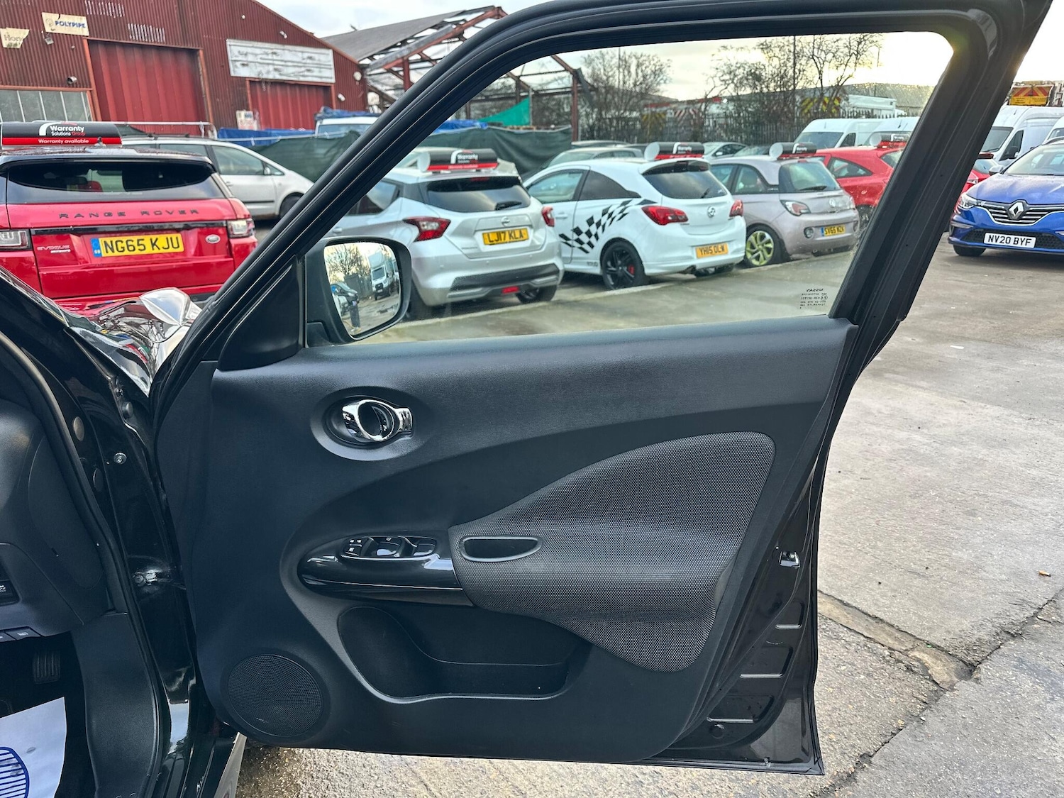 Used Nissan Juke 2015 for sale - 77339609: Photo 44