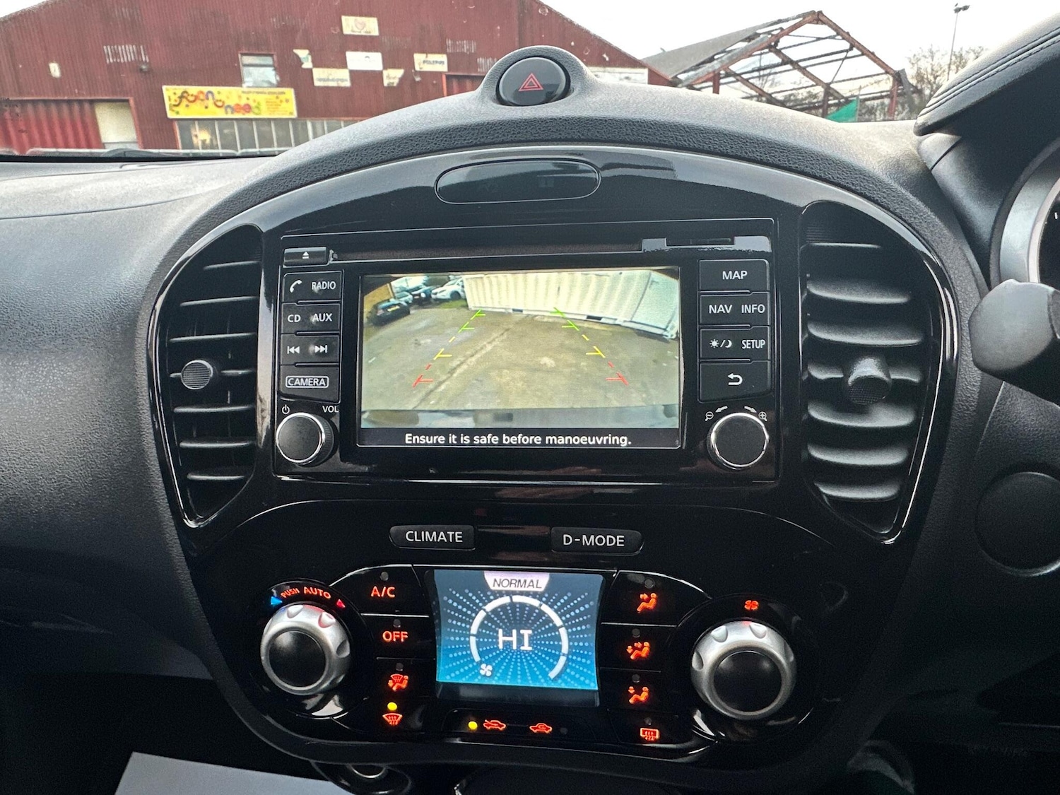 Used Nissan Juke 2015 for sale - 77339609: Photo 58