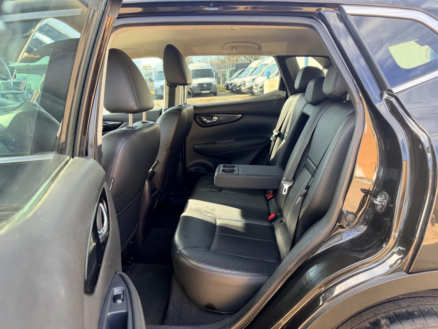 Used Nissan Qashqai 2016 for sale - 77925733: Photo 32