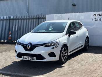 Used Renault Clio 2023 for sale - 74318548: Photo