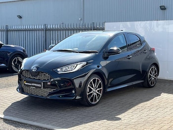 Used Toyota Yaris 2023 for sale - 74093904: Photo