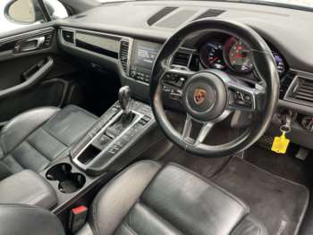 Used Porsche Macan 2017 for sale - 74645645: Photo