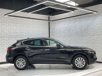 Used Maserati Levante 2018 for sale - 74645714: Photo