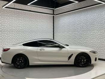 Used BMW 8 Series 2018 for sale - 74645499: Photo