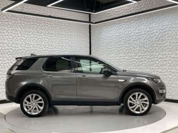 Used Land Rover Discovery Sport 2018 for sale - 74645473: Photo