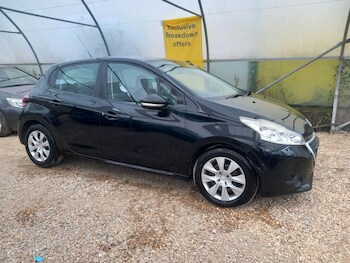 Used Peugeot 208 2012 for sale - 78573619: Photo