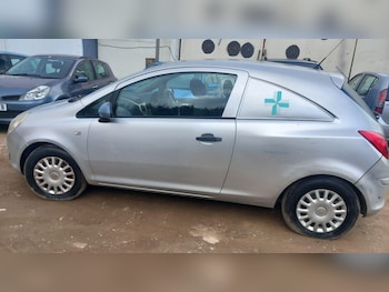 Used Vauxhall Corsa 2009 for sale - 78689576: Photo