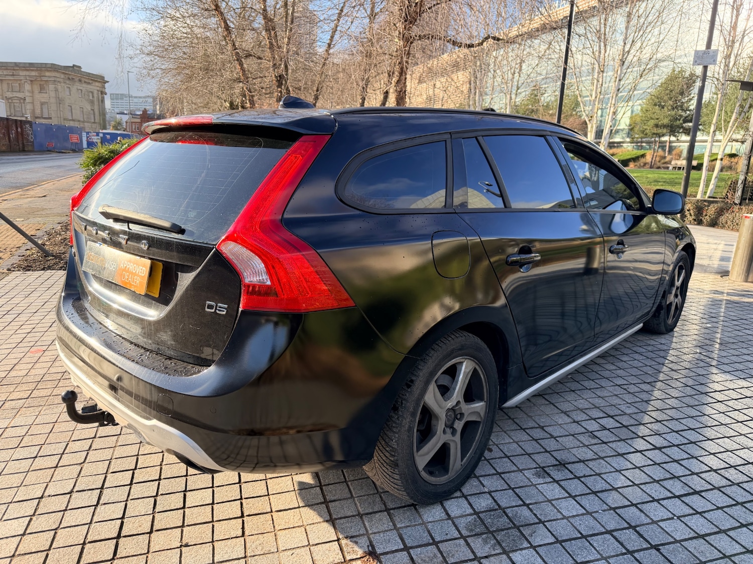 Used Volvo V60 2011 for sale - 77656642: Photo 5