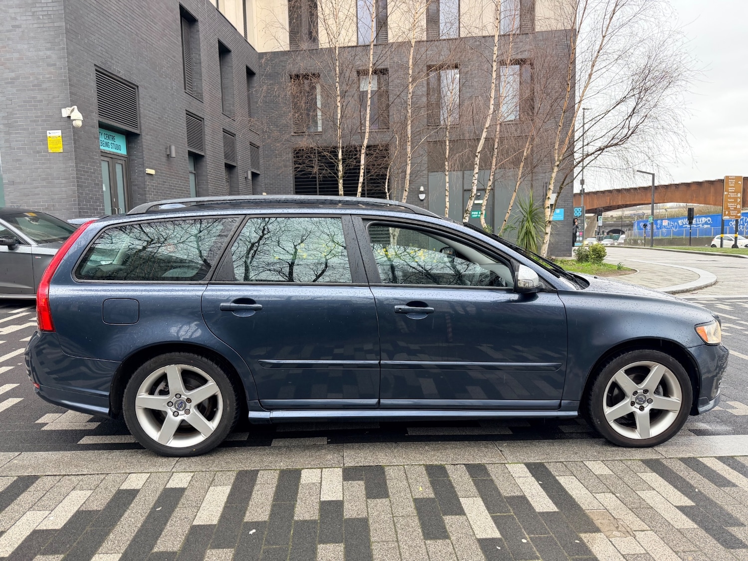 Used Volvo V50 2010 for sale - 77906822: Photo 6