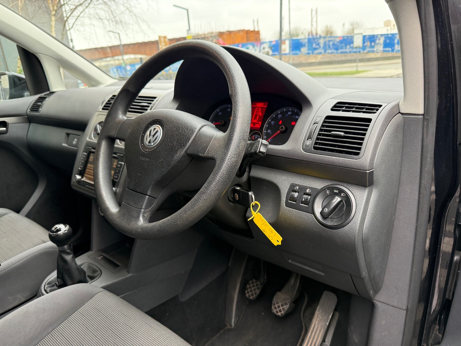 Used Volkswagen Touran 2009 for sale - 77896726: Photo 15