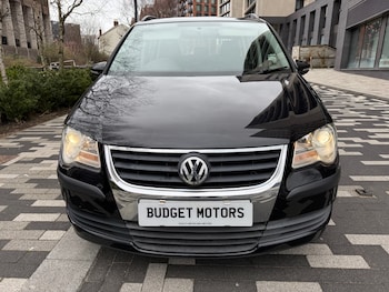 Used Volkswagen Touran 2009 for sale - 77896726: Photo