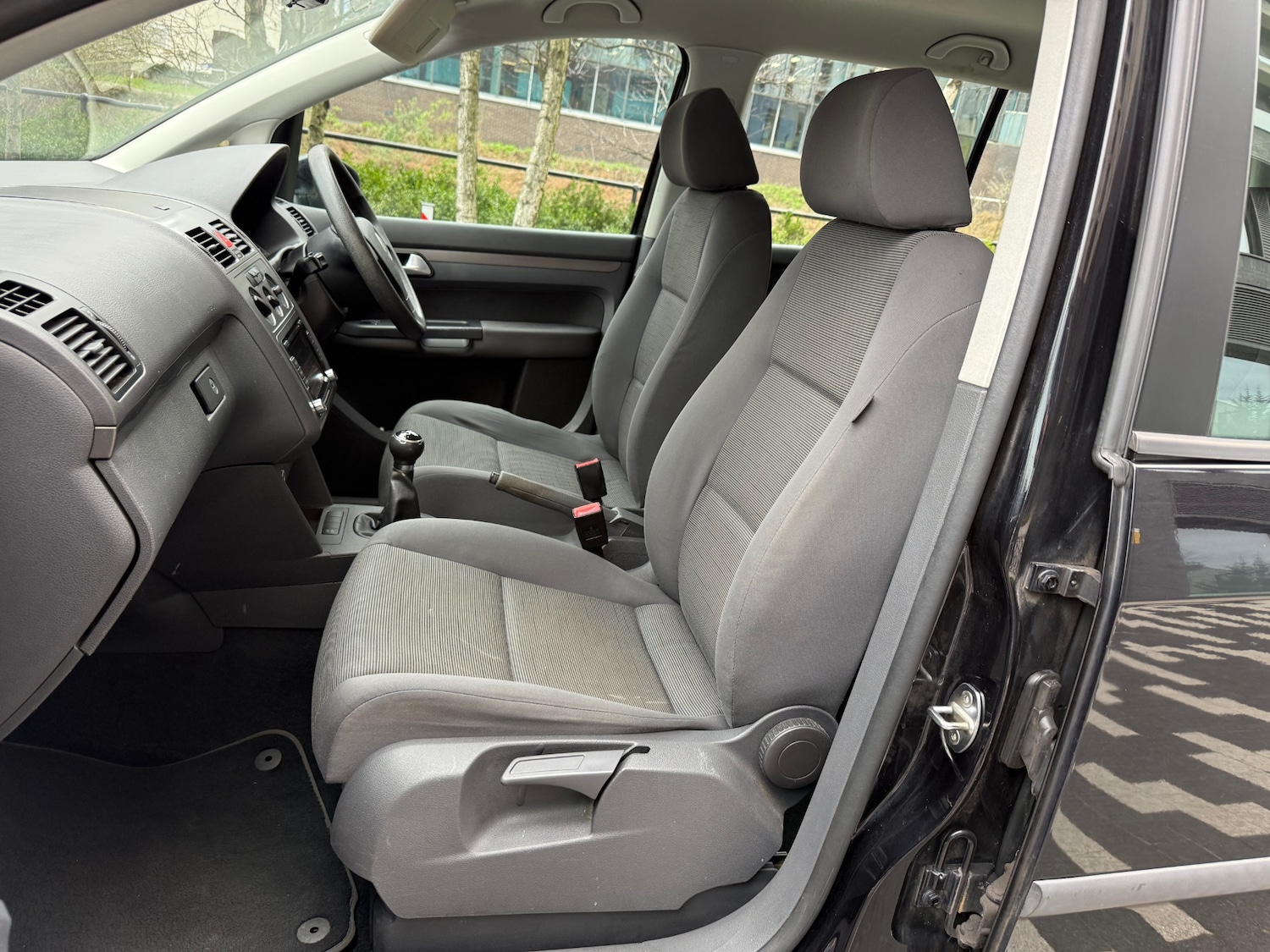 Used Volkswagen Touran 2009 for sale - 77896726: Photo 4