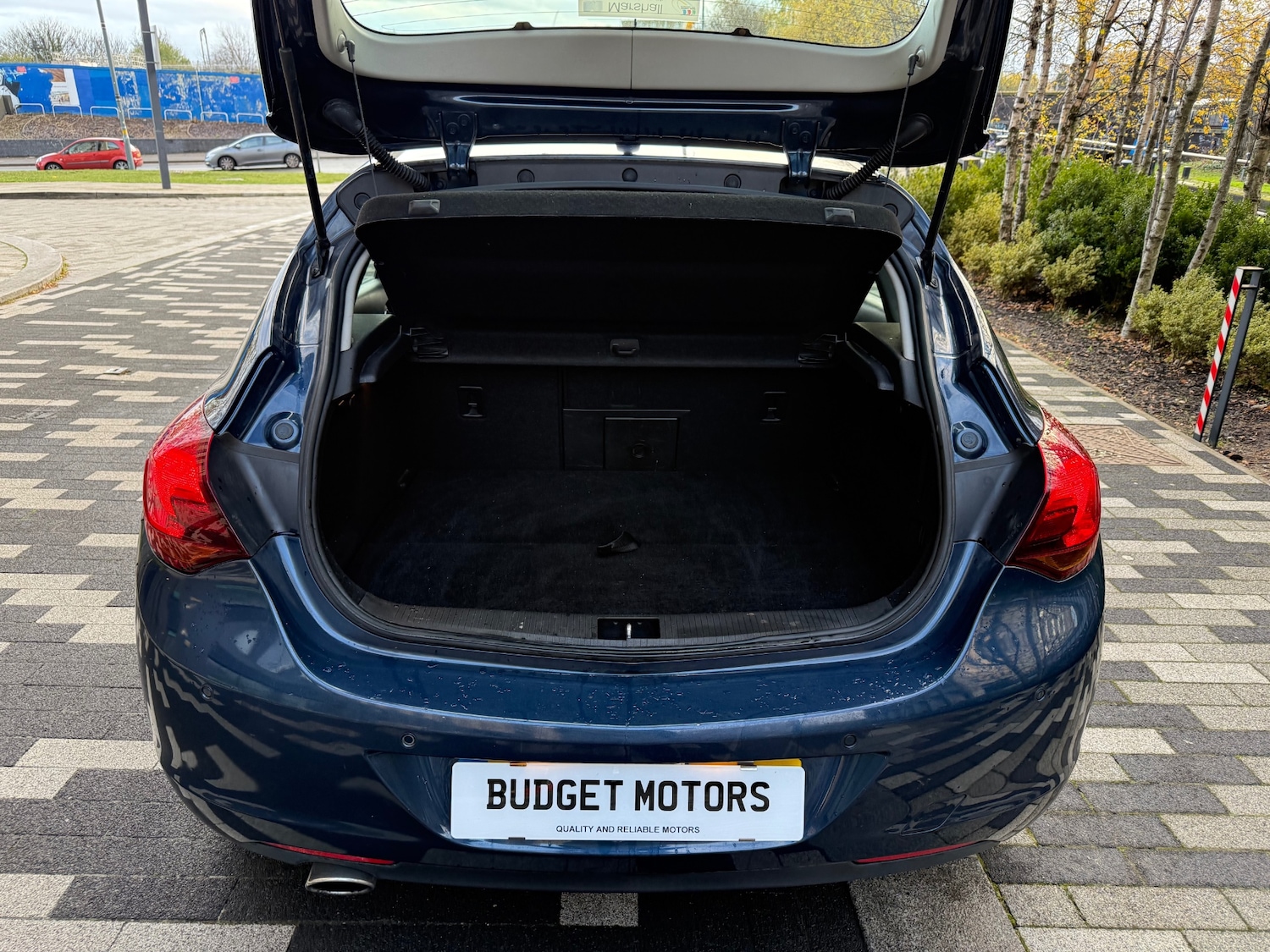 Used Vauxhall Astra 2011 for sale - 76736901: Photo 10