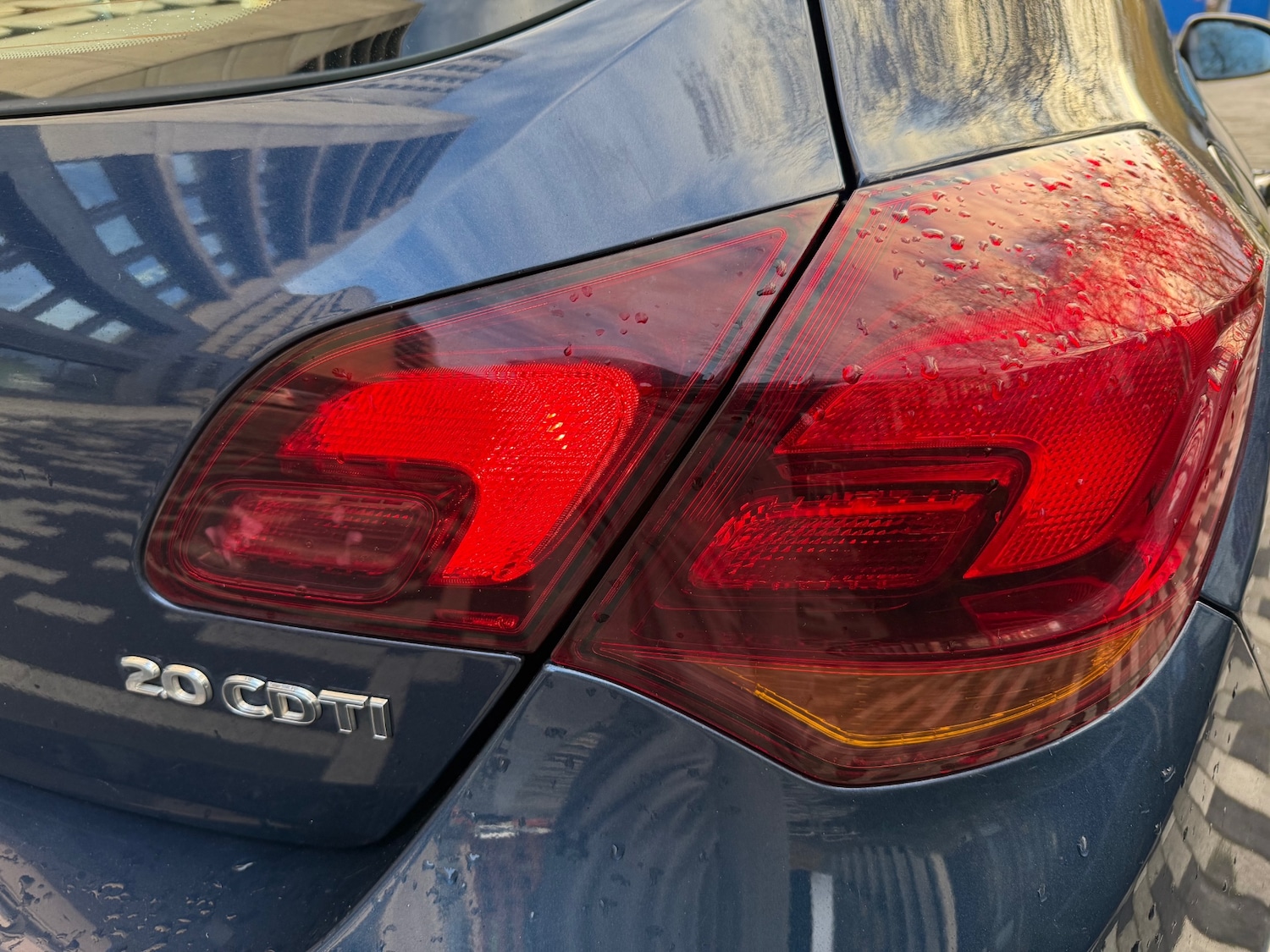 Used Vauxhall Astra 2011 for sale - 76736901: Photo 5