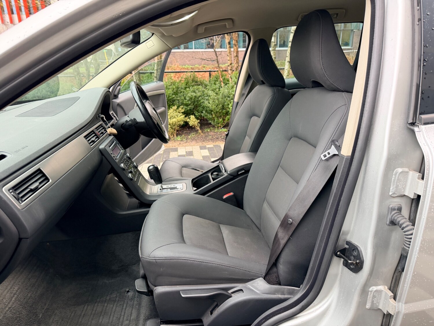 Used Volvo V70 2007 for sale - 77694699: Photo 10