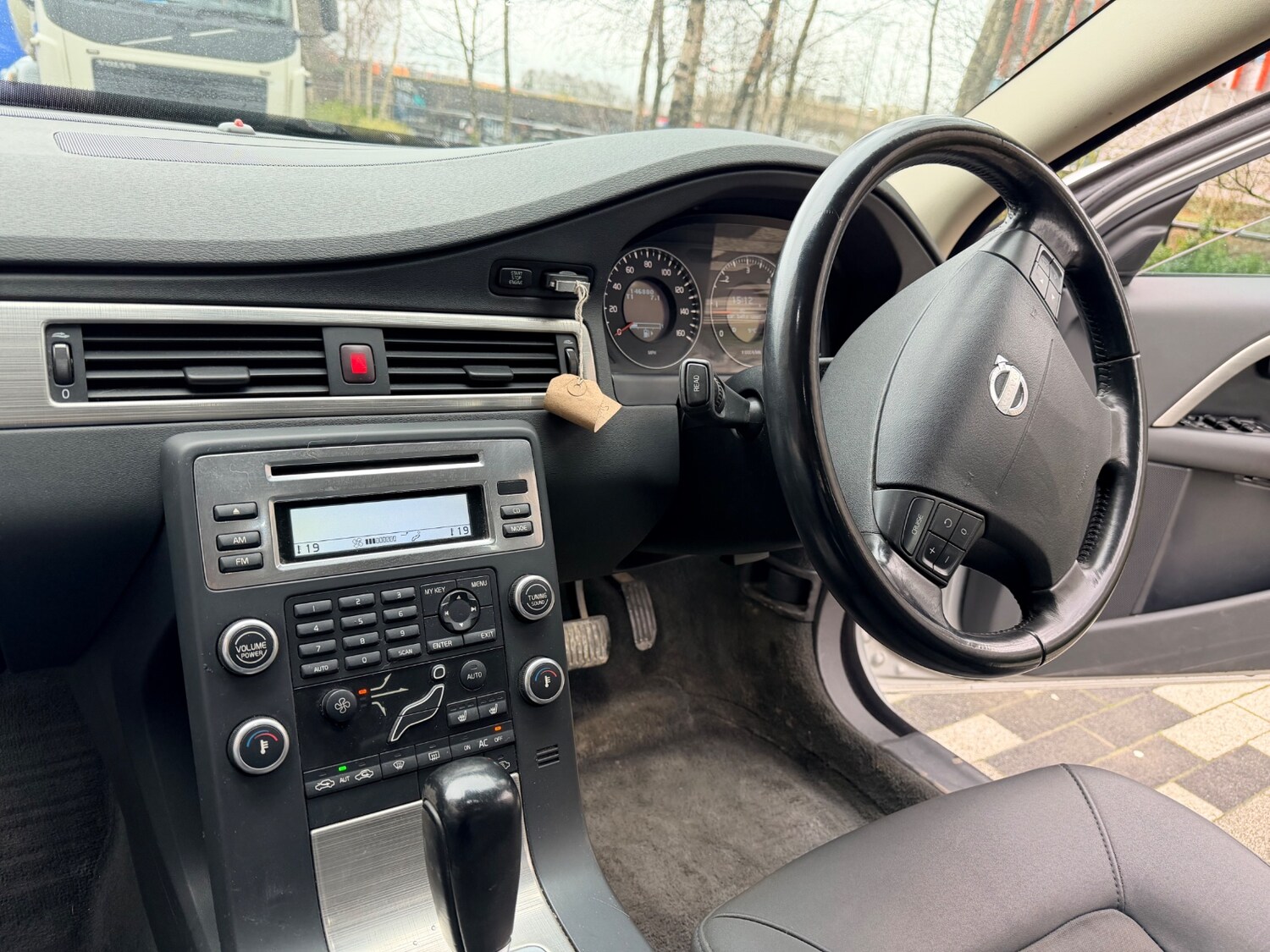 Used Volvo V70 2007 for sale - 77694699: Photo 12