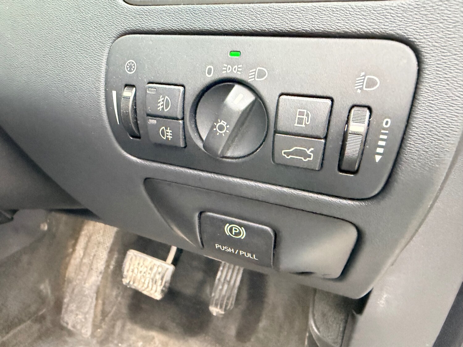 Used Volvo V70 2007 for sale - 77694699: Photo 17