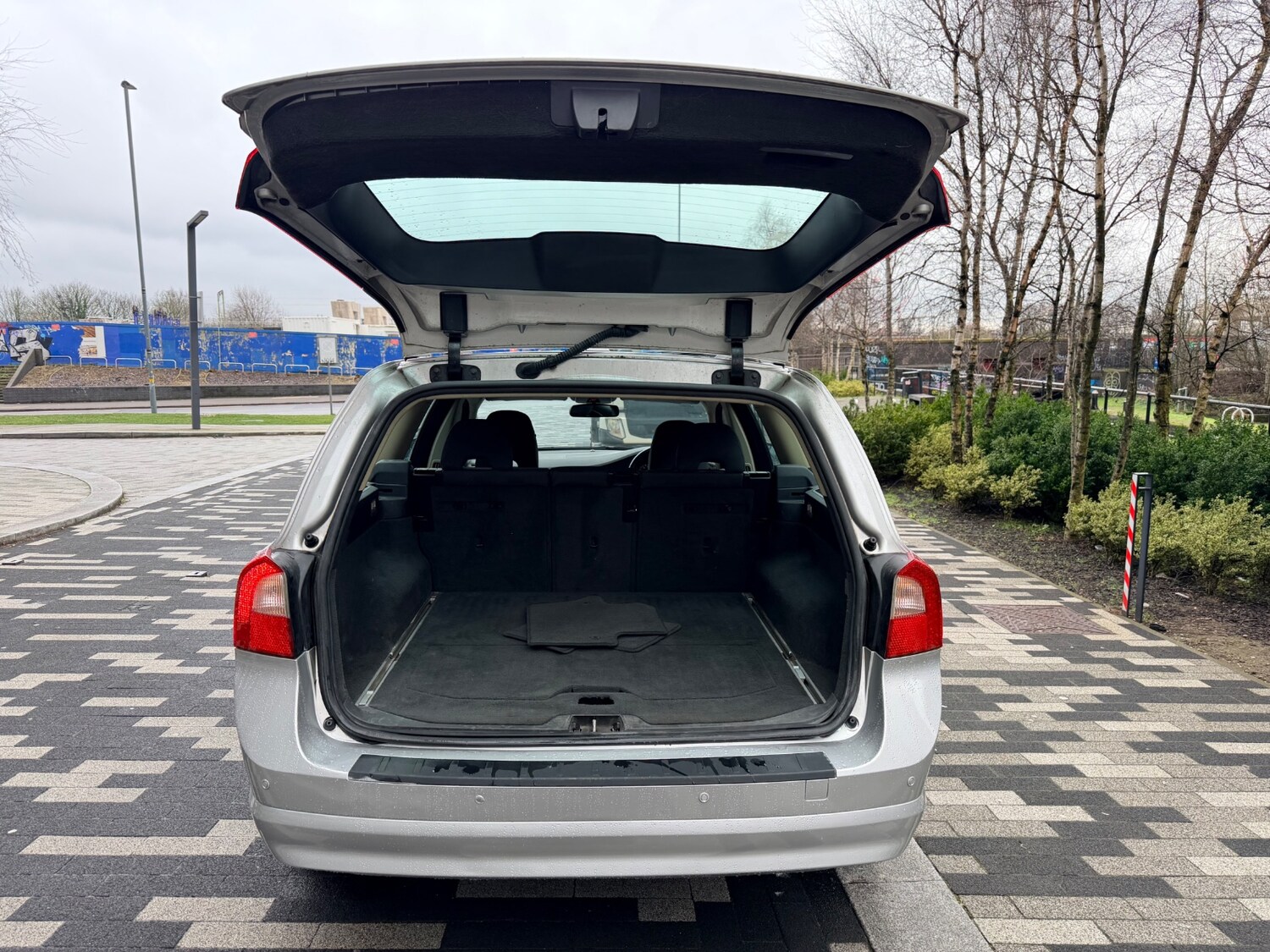 Used Volvo V70 2007 for sale - 77694699: Photo 8