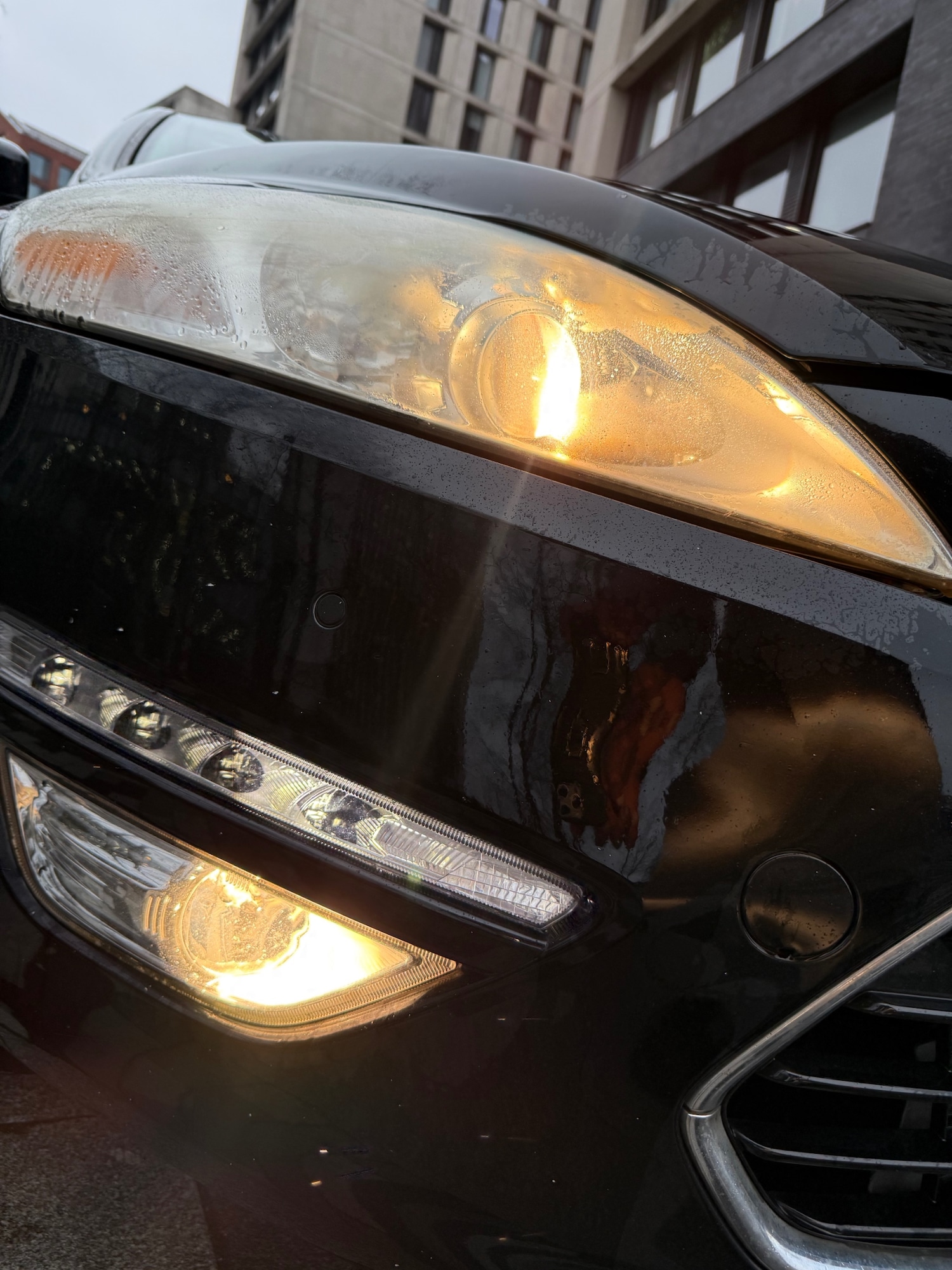 Used Ford Mondeo 2011 for sale - 77406040: Photo 8