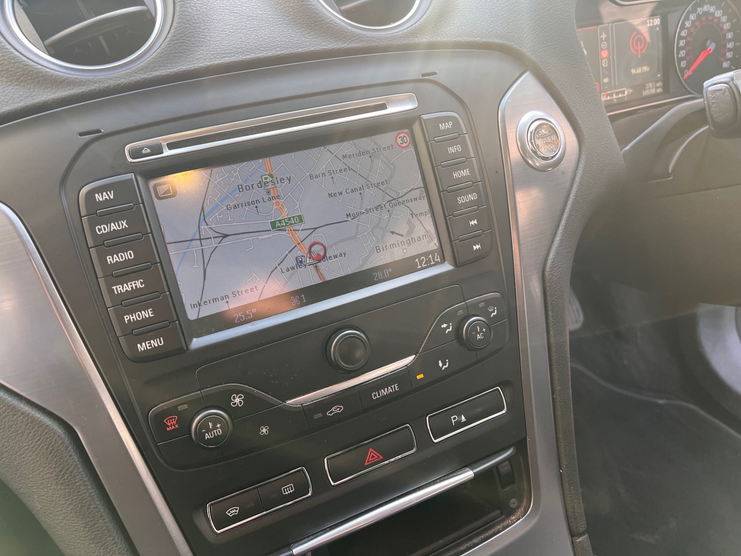 Used Ford Mondeo 2014 for sale - 76913993: Photo 13