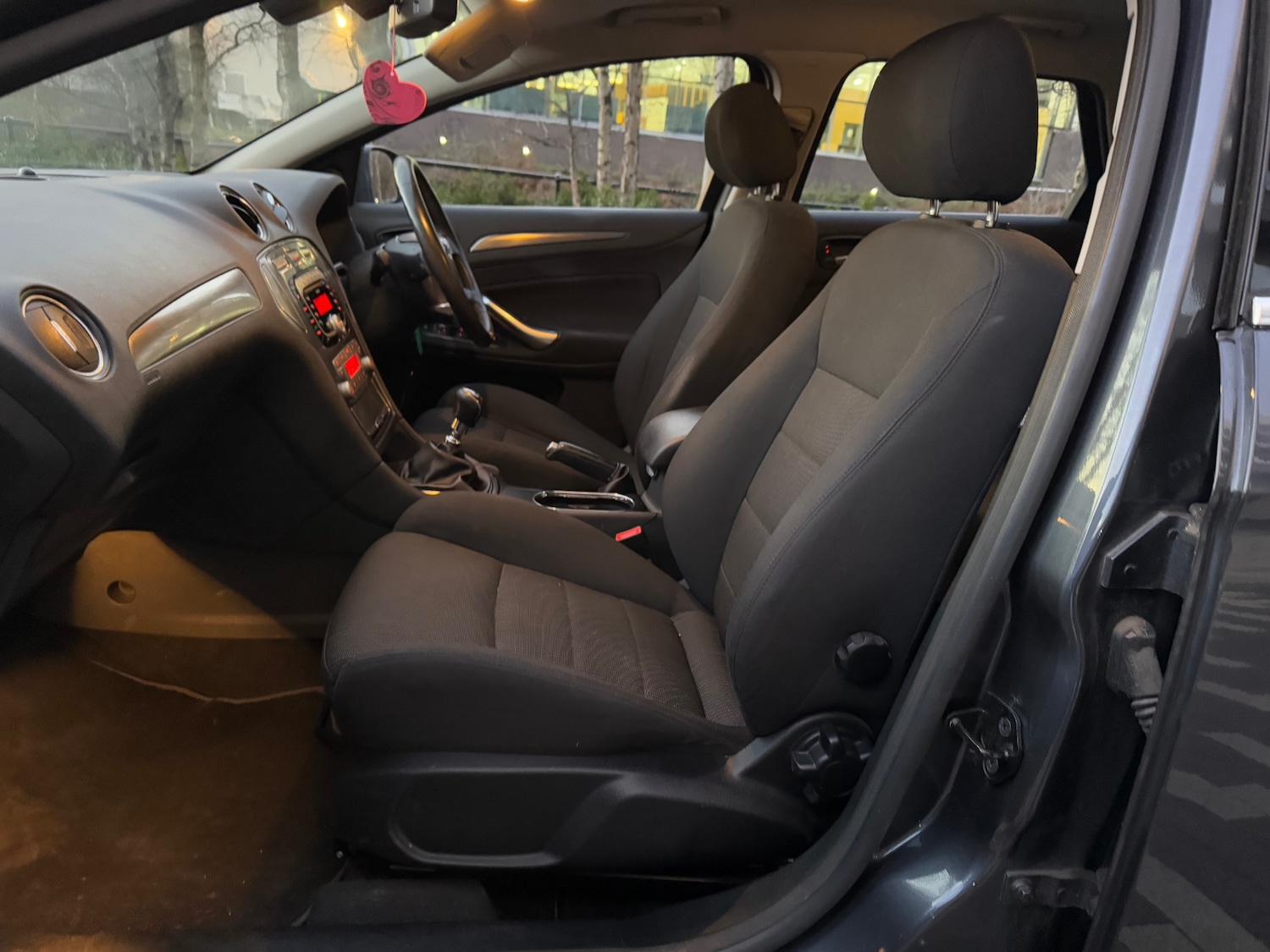 Used Ford Mondeo 2011 for sale - 77095751: Photo 14