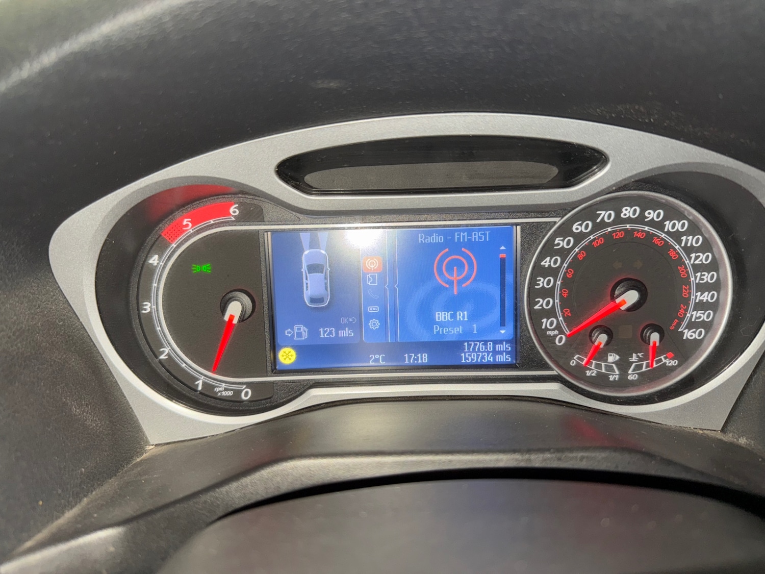 Used Ford Mondeo 2011 for sale - 77095751: Photo 18