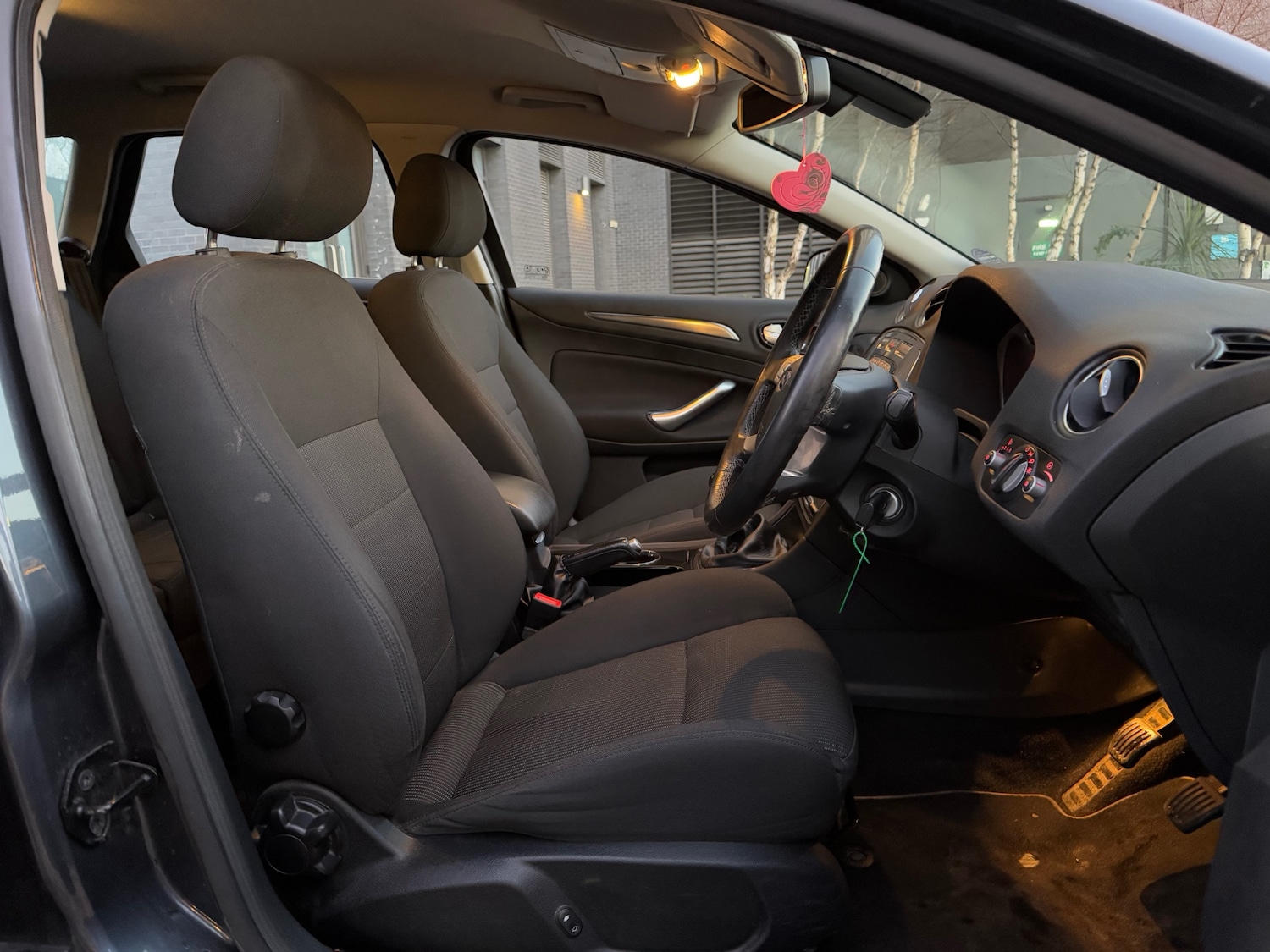 Used Ford Mondeo 2011 for sale - 77095751: Photo 9