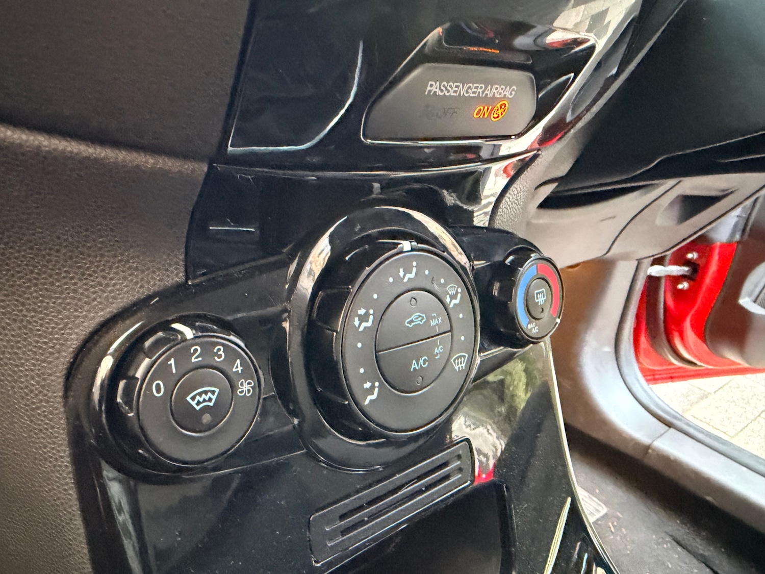 Used Ford Fiesta 2013 for sale - 77522359: Photo 14