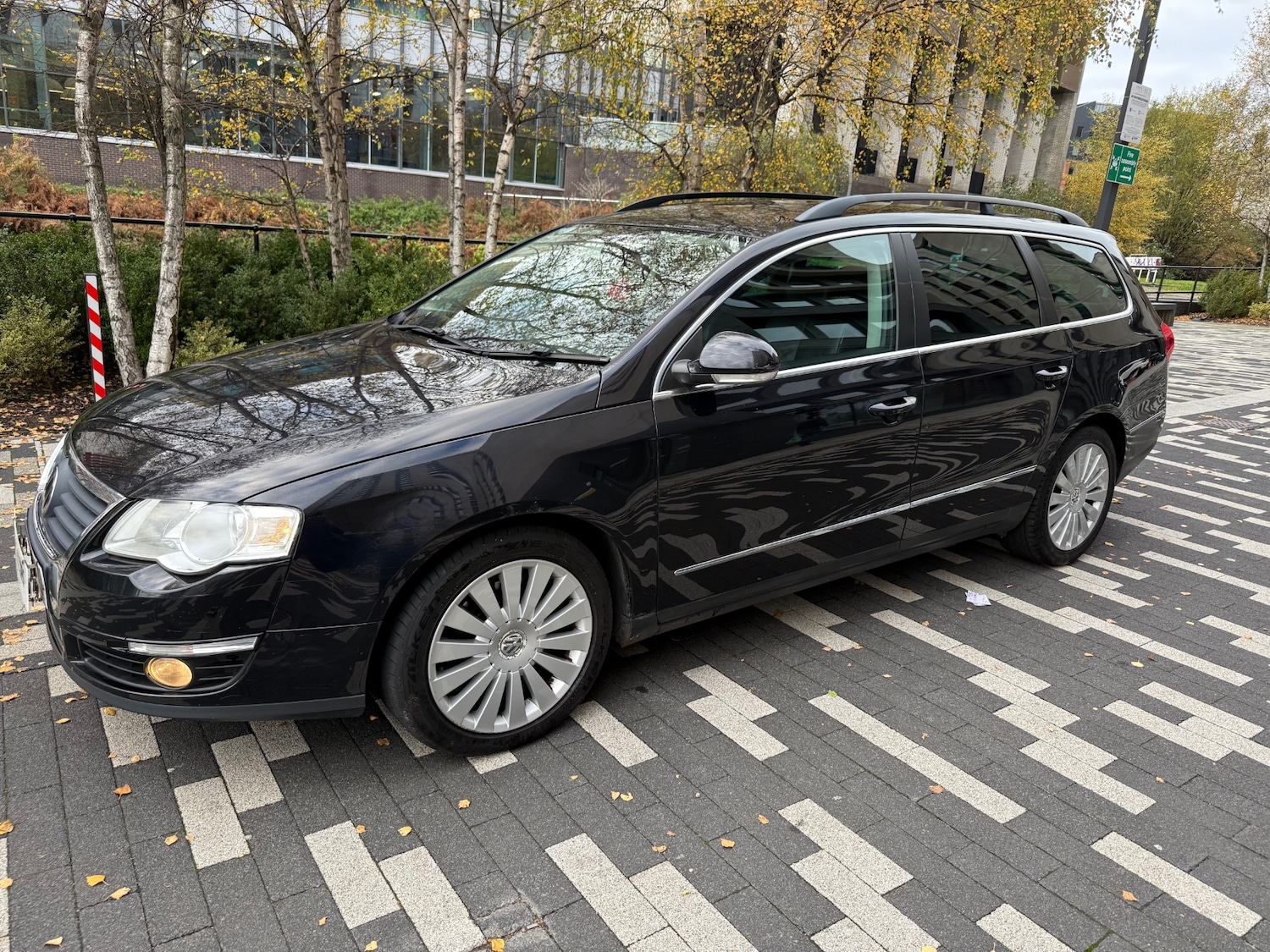 Used Volkswagen Passat 2010 for sale - 76591614: Photo 2