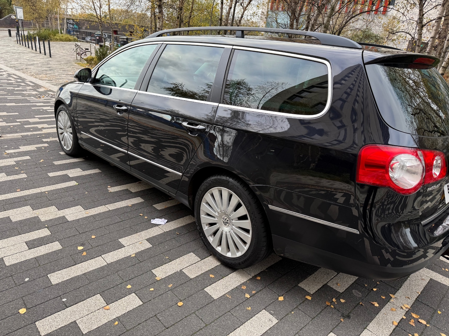 Used Volkswagen Passat 2010 for sale - 76591614: Photo 3