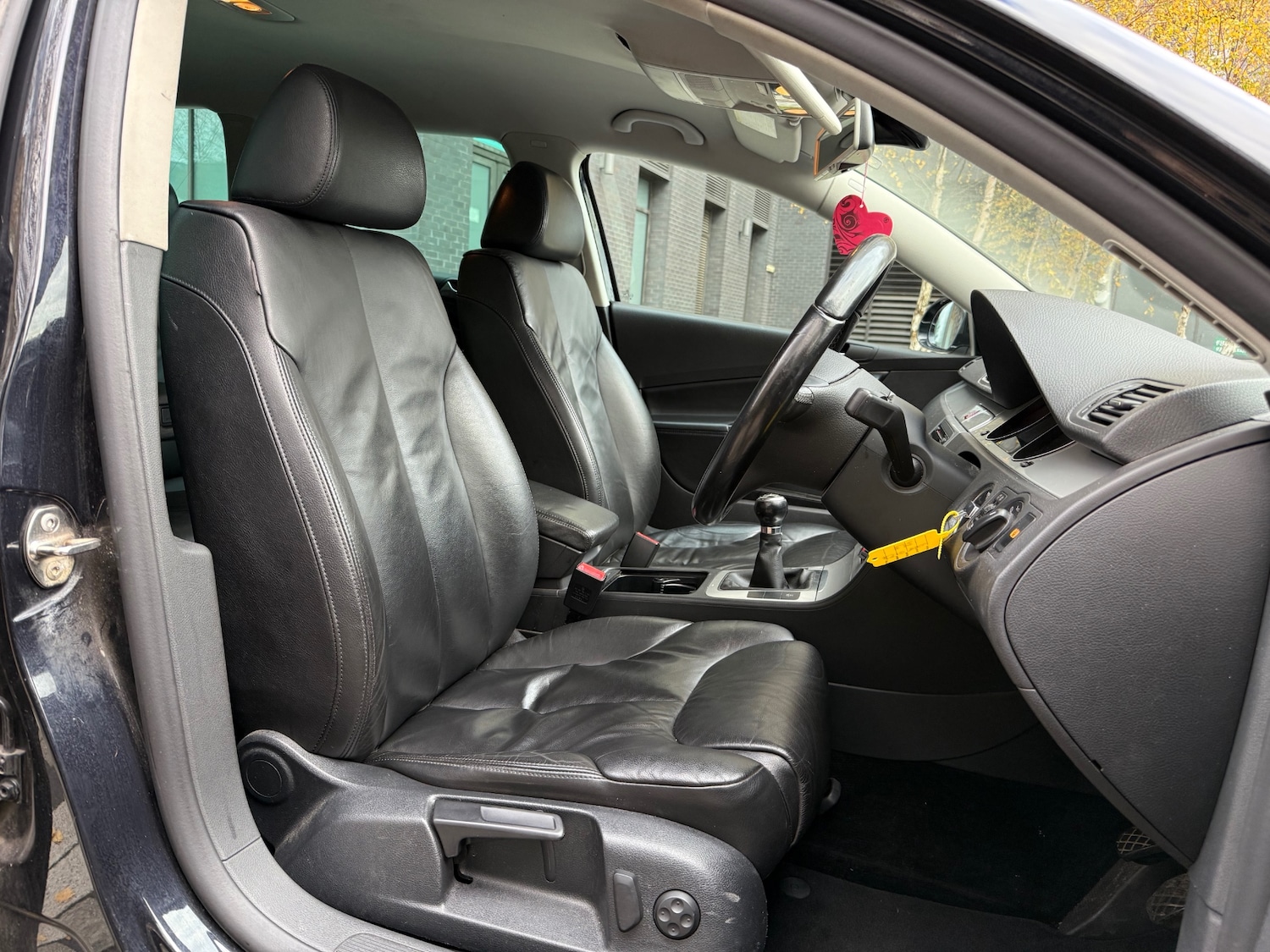 Used Volkswagen Passat 2010 for sale - 76591614: Photo 7