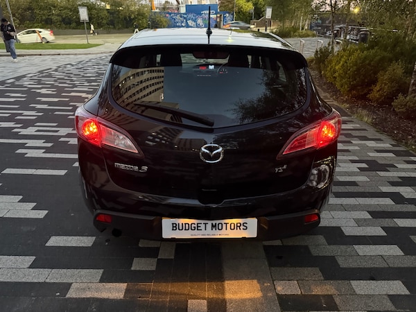 Used Mazda Mazda3 2010 for sale - 76209158: Photo 4