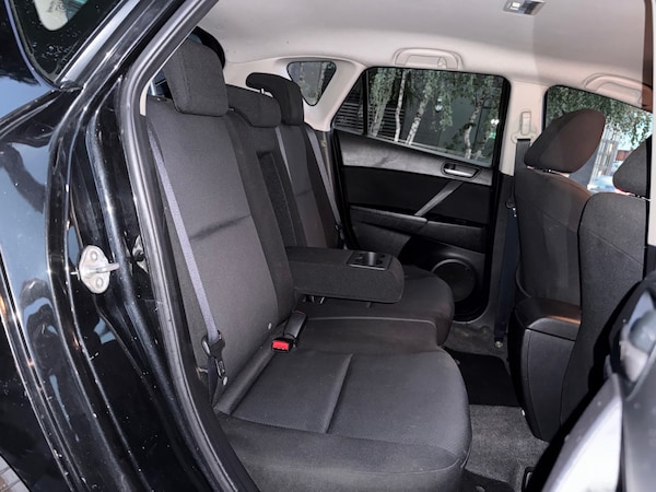 Used Mazda Mazda3 2010 for sale - 76209158: Photo 9
