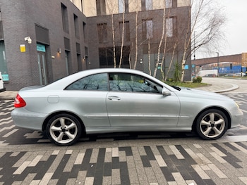 Used Mercedes-Benz CLK 2005 for sale - 77656682: Photo