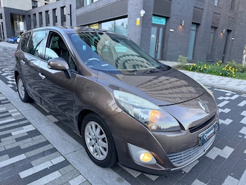 Used Renault Grand Scenic 2010 for sale - 77980821: Photo