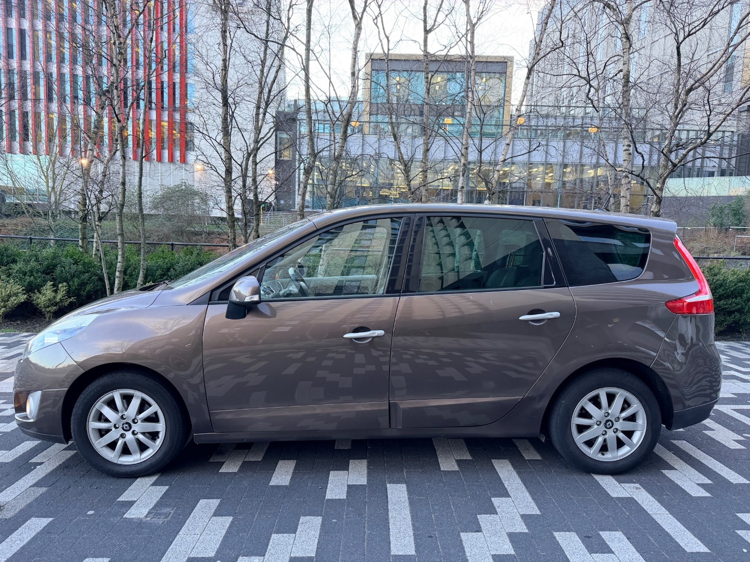 Used Renault Grand Scenic 2010 for sale - 77980821: Photo 7