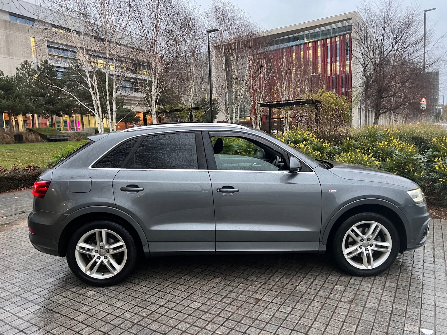 Used Audi Q3 2014 for sale - 77599173: Photo 2
