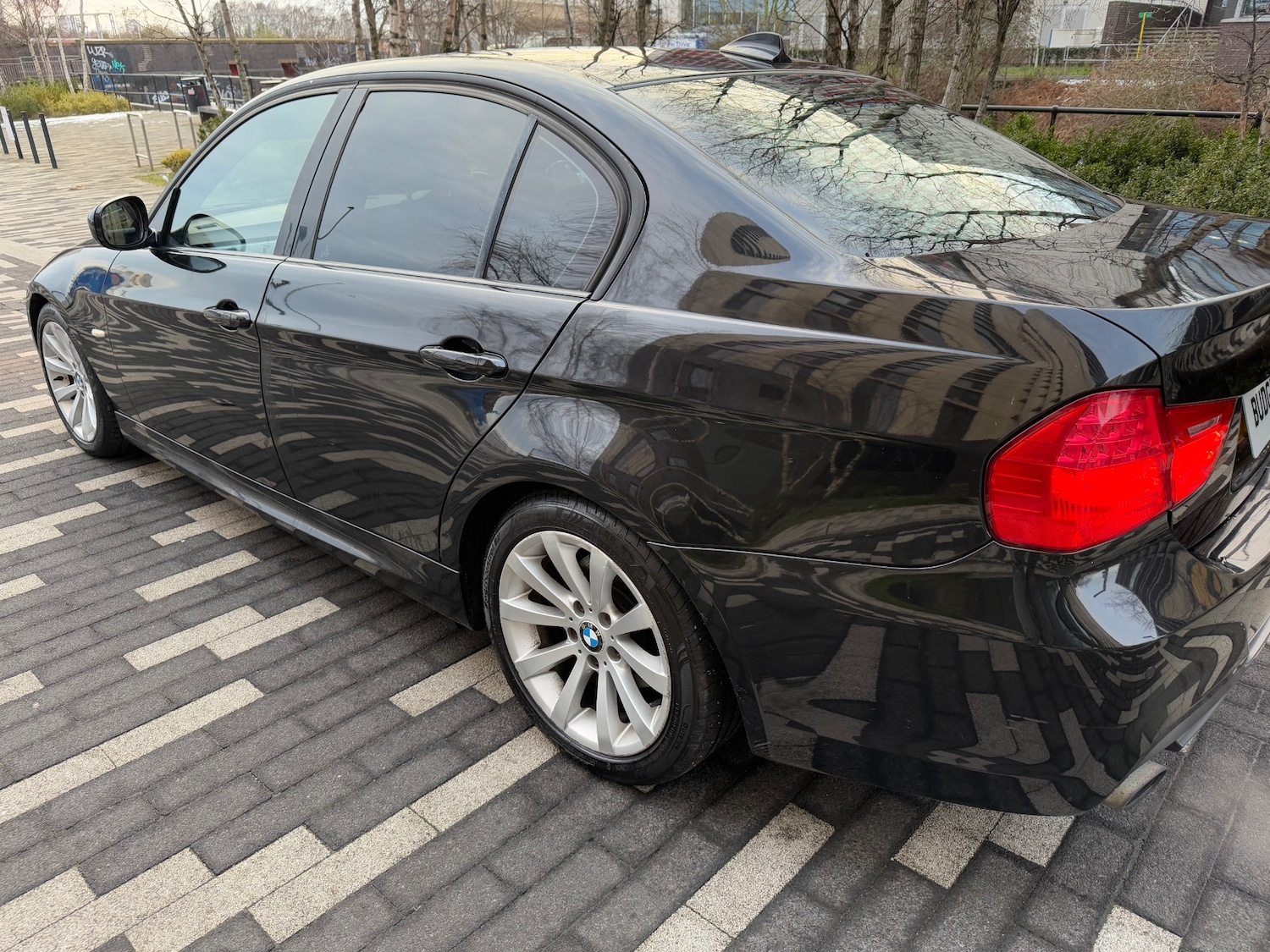 Used BMW 3 Series 2010 for sale - 77115947: Photo 3