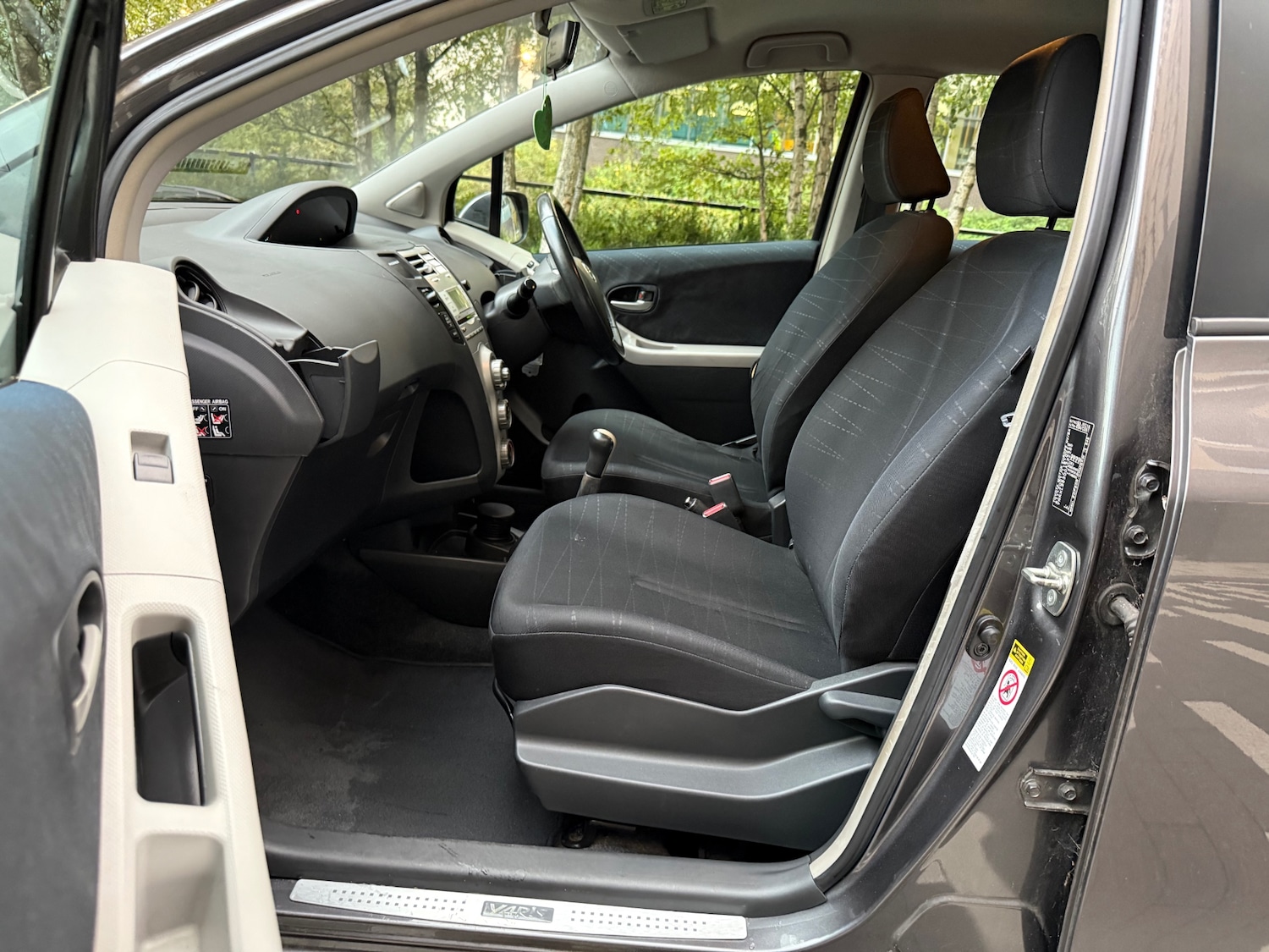 Used Toyota Yaris 2007 for sale - 77688125: Photo 4