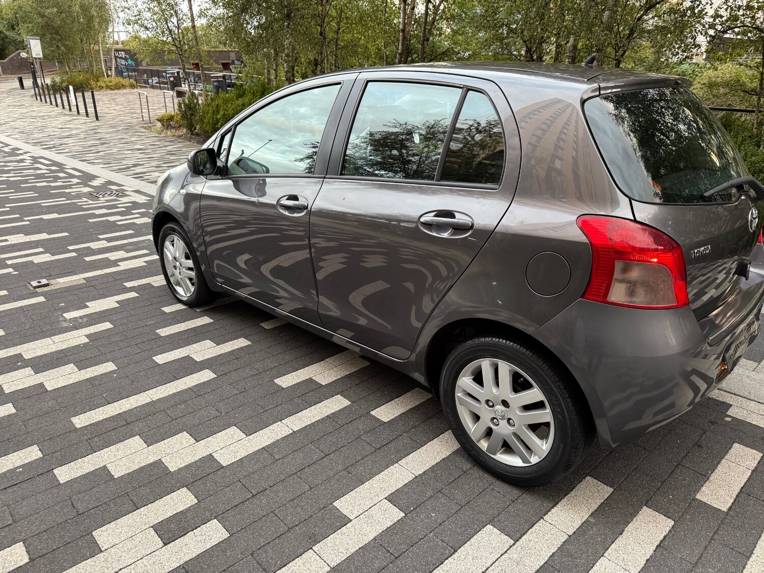 Used Toyota Yaris 2007 for sale - 77688125: Photo 8