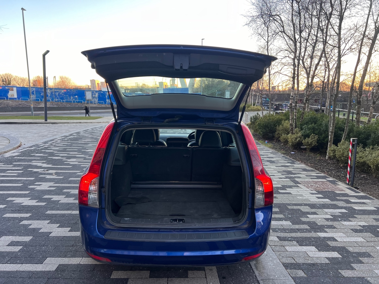 Used Volvo V50 2010 for sale - 77102064: Photo 10