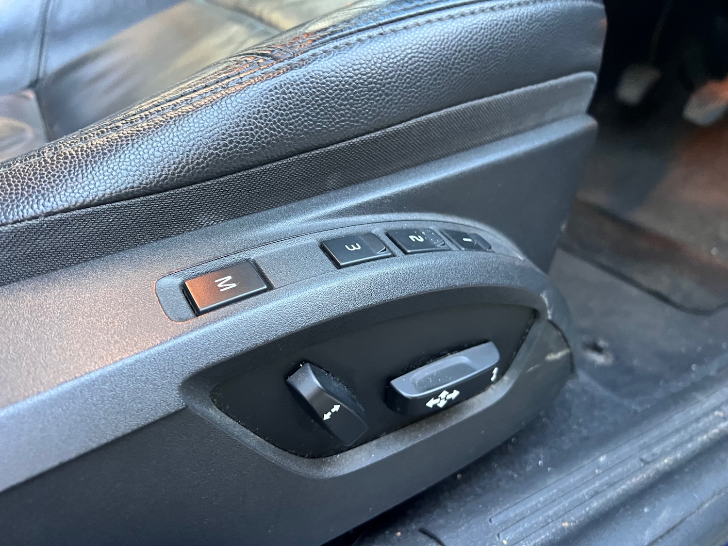 Used Volvo V50 2010 for sale - 77102064: Photo 18