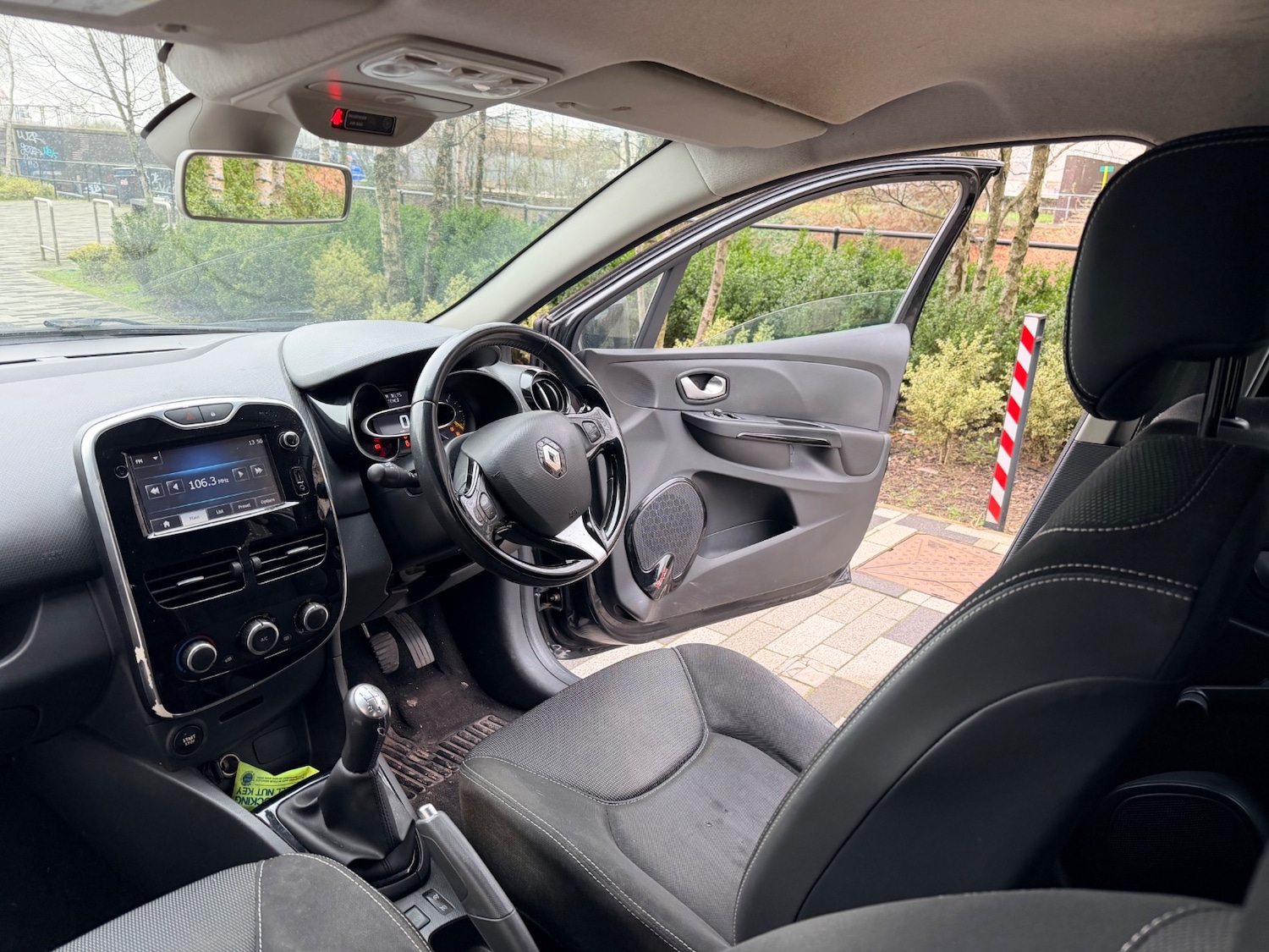 Used Renault Clio 2015 for sale - 77783003: Photo 12