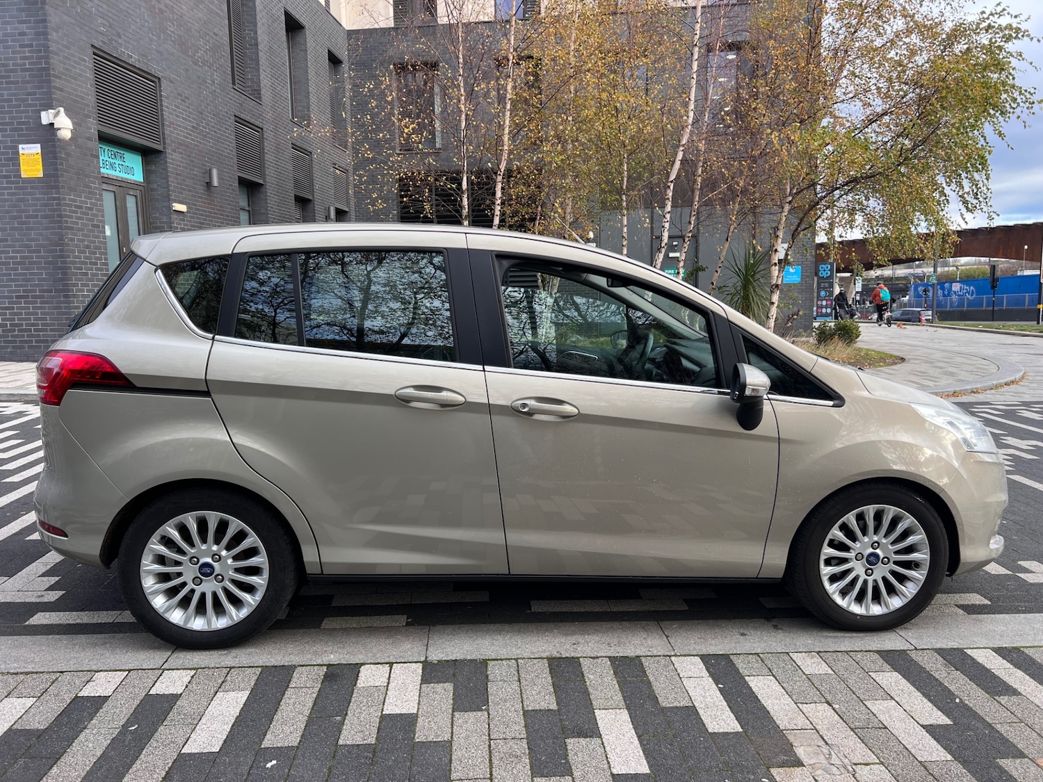 Used Ford B-MAX 2014 for sale - 77054179: Photo 2