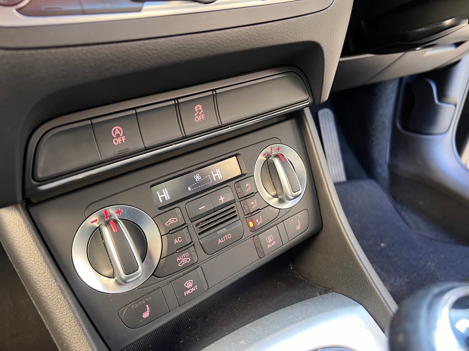 Used Audi Q3 2013 for sale - 76914561: Photo 17