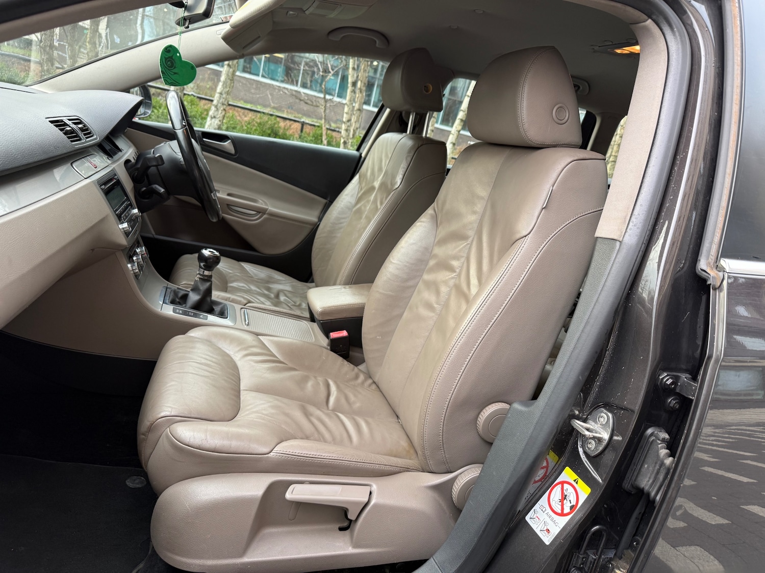 Used Volkswagen Passat 2009 for sale - 77196664: Photo 14