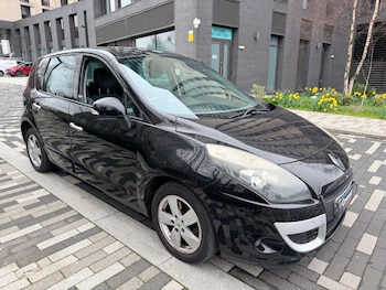 Used Renault Scenic 2011 for sale - 77783007: Photo