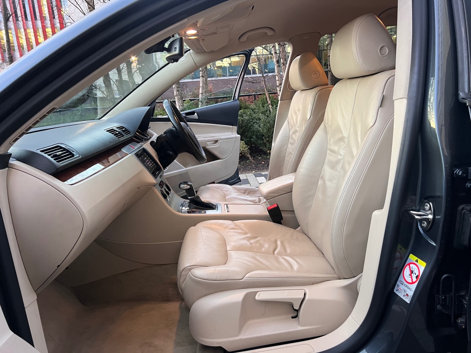 Used Volkswagen Passat 2009 for sale - 76924759: Photo 10