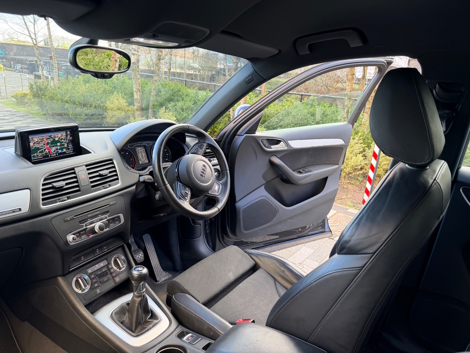 Used Audi Q3 2013 for sale - 78063308: Photo 14